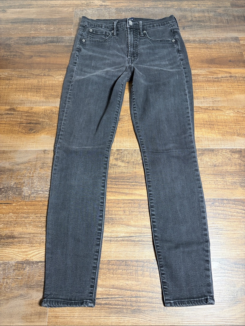 GAP Women's Washed Black Skinny Jeans